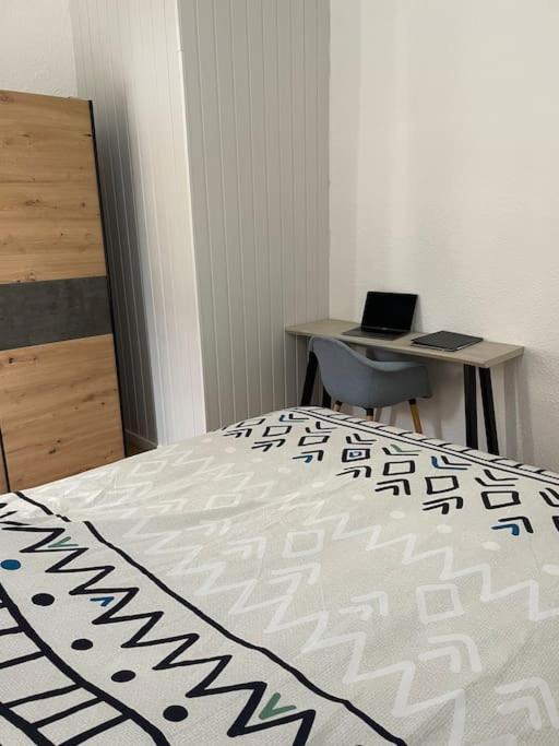 Bourbonne Les Bains, Appartement T2 Pour 2 외부 사진