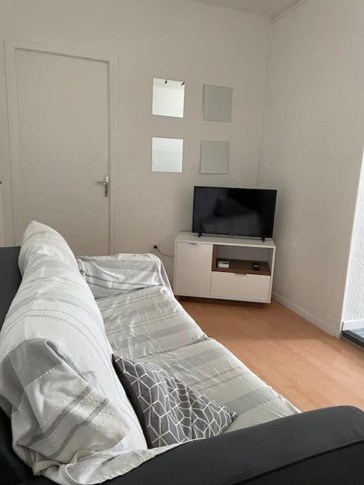 Bourbonne Les Bains, Appartement T2 Pour 2 외부 사진